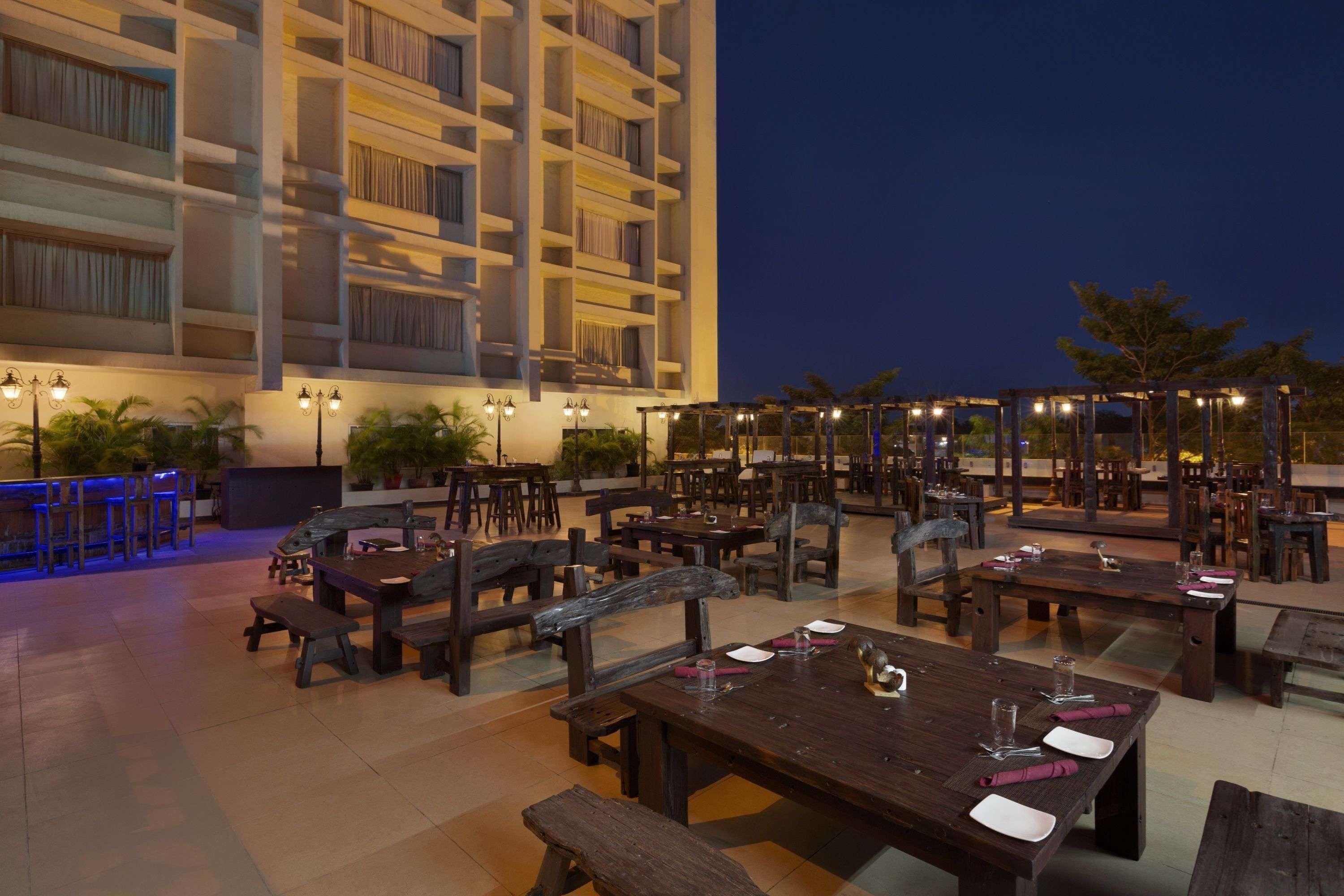 Ramada By Wyndham Chennai Egmore Экстерьер фото
