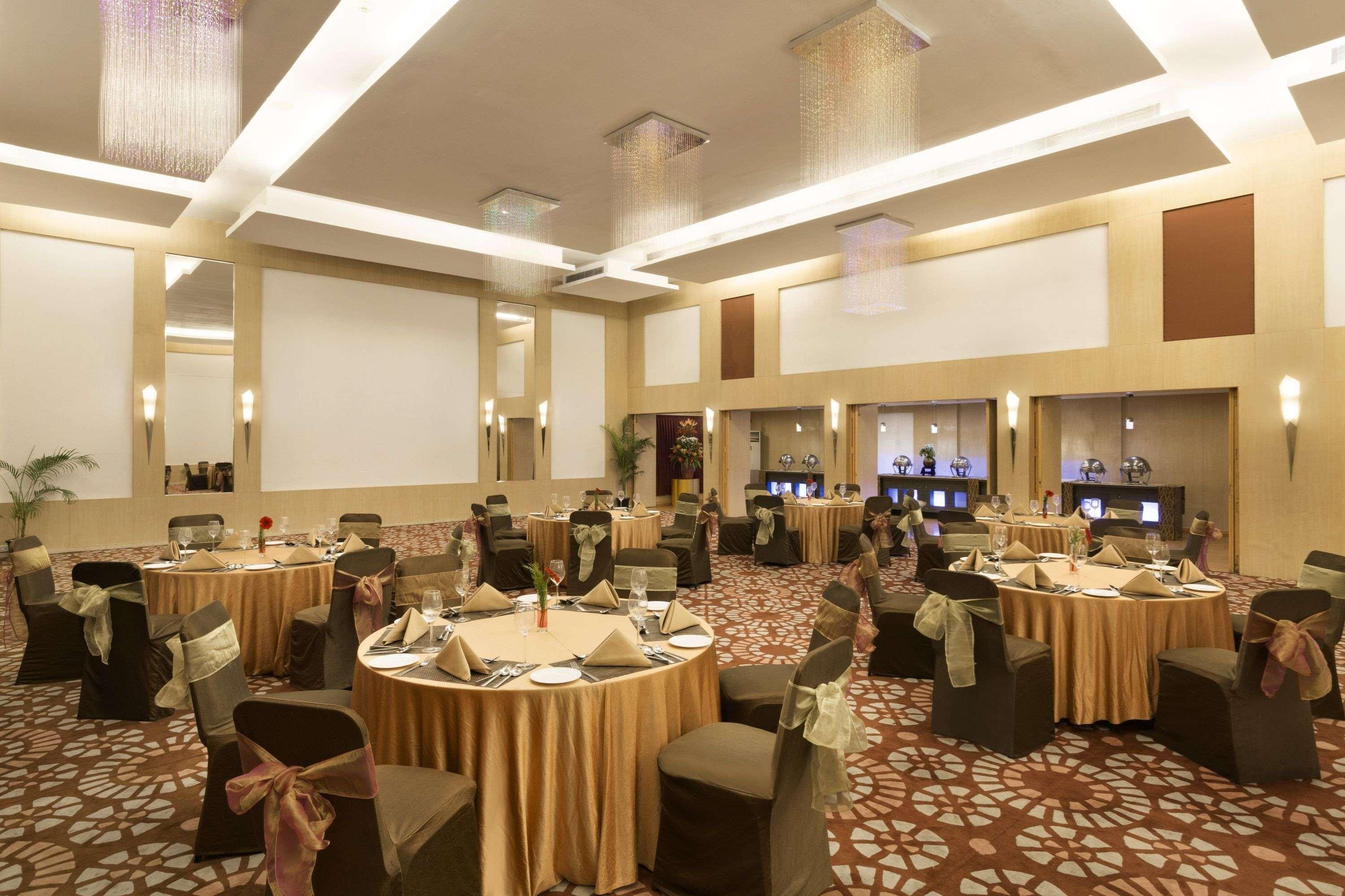Ramada By Wyndham Chennai Egmore Экстерьер фото