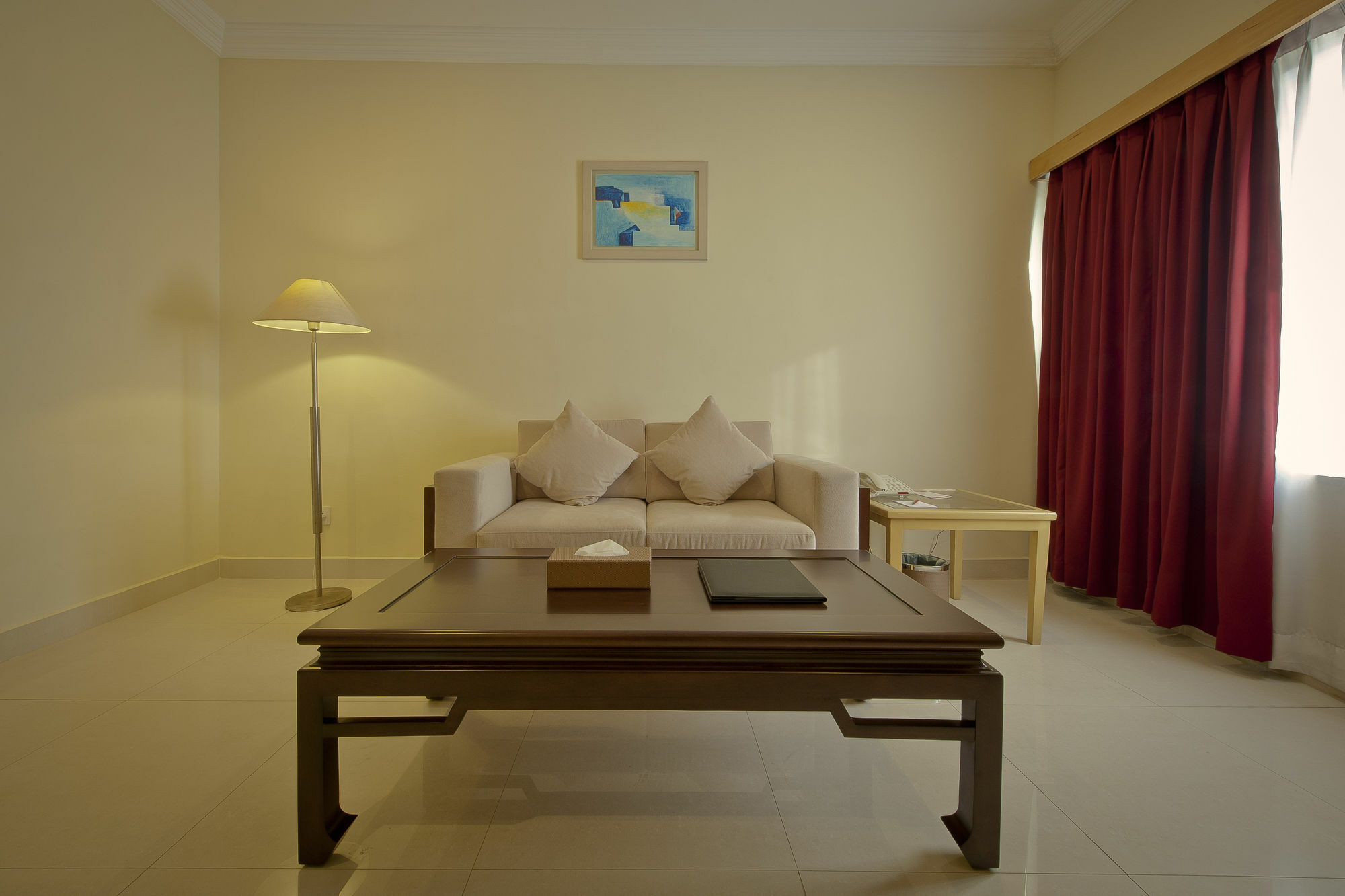Ramada By Wyndham Chennai Egmore Экстерьер фото